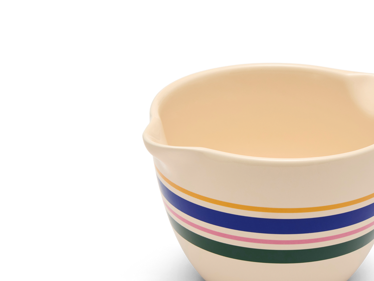 Stir Crazy bakeware Great Jones