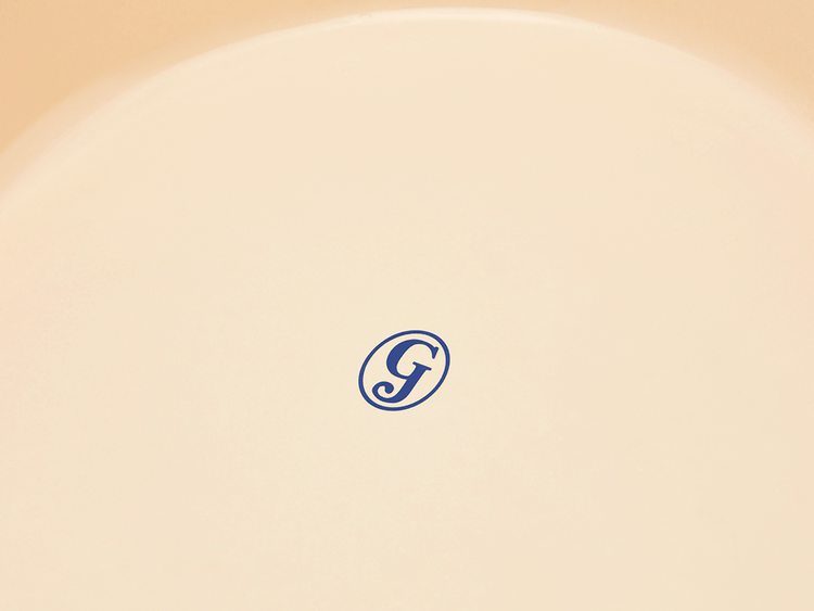 Sweetie Pie bakeware Great Jones